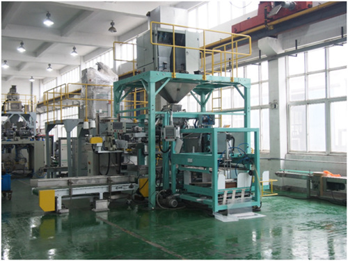 Big bag packaging machine 4 Máquina de embalaje de bolsas grandes 4